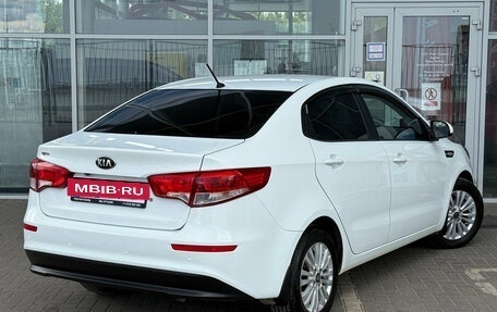 KIA Rio III рестайлинг, 2016 год, 999 000 рублей, 2 фотография