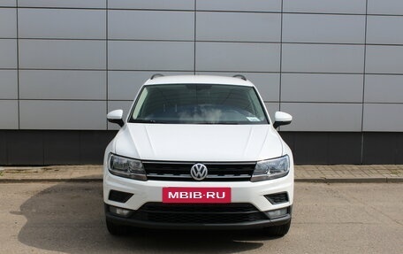 Volkswagen Tiguan II, 2018 год, 1 685 000 рублей, 2 фотография