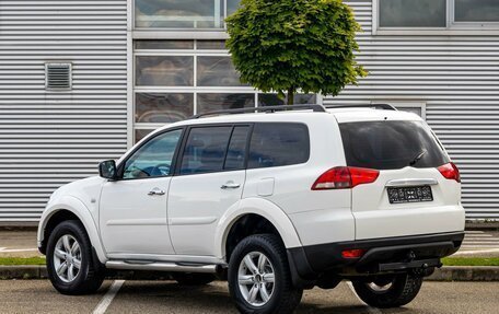 Mitsubishi Pajero Sport II рестайлинг, 2014 год, 1 595 000 рублей, 4 фотография
