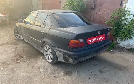 BMW 3 серия, 1992 год, 166 666 рублей, 4 фотография