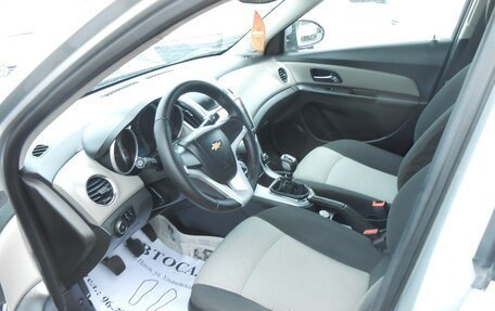 Chevrolet Cruze II, 2013 год, 828 000 рублей, 6 фотография