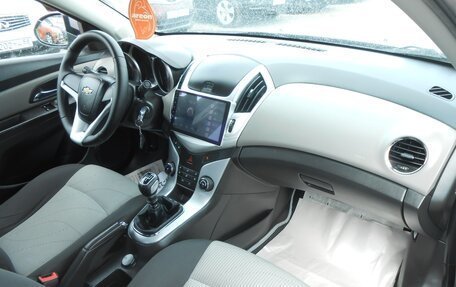 Chevrolet Cruze II, 2013 год, 828 000 рублей, 11 фотография