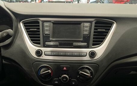 Hyundai Solaris II рестайлинг, 2018 год, 1 160 000 рублей, 18 фотография