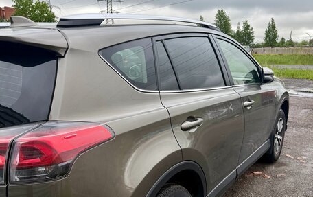 Toyota RAV4, 2016 год, 1 960 000 рублей, 4 фотография