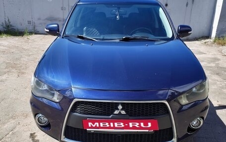 Mitsubishi Outlander III рестайлинг 3, 2011 год, 1 250 000 рублей, 3 фотография