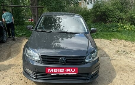 Volkswagen Polo VI (EU Market), 2018 год, 900 000 рублей, 4 фотография