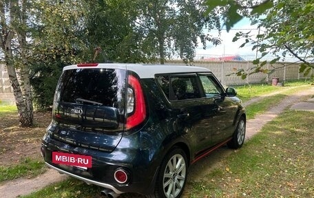 KIA Soul II рестайлинг, 2017 год, 1 410 000 рублей, 3 фотография