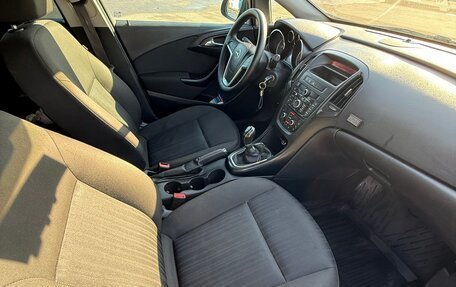 Opel Astra J, 2011 год, 430 000 рублей, 6 фотография