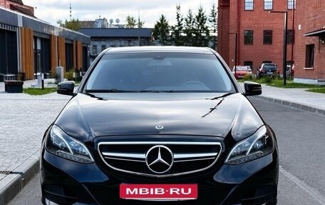 Mercedes-Benz E-Класс, 2013 год, 1 300 000 рублей, 5 фотография