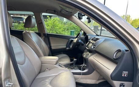 Toyota RAV4, 2005 год, 1 250 000 рублей, 20 фотография