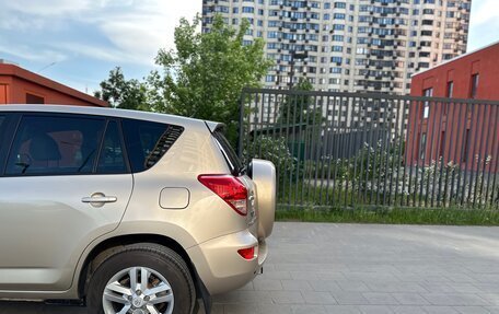 Toyota RAV4, 2005 год, 1 250 000 рублей, 27 фотография