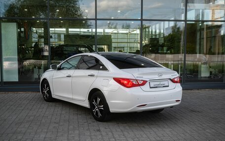 Hyundai Sonata VI, 2010 год, 1 050 000 рублей, 6 фотография