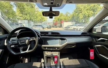 Audi Q3, 2022 год, 2 000 000 рублей, 6 фотография