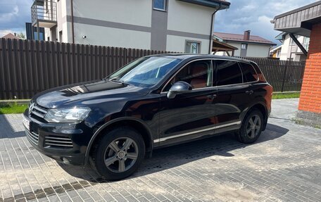 Volkswagen Touareg III, 2012 год, 2 090 000 рублей, 1 фотография