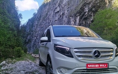 Mercedes-Benz Vito, 2017 год, 3 200 000 рублей, 1 фотография