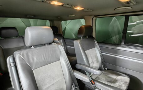 Volkswagen Multivan T5, 2010 год, 2 495 000 рублей, 16 фотография