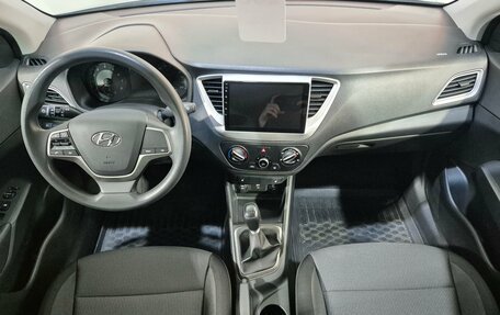 Hyundai Solaris II рестайлинг, 2021 год, 1 620 000 рублей, 11 фотография