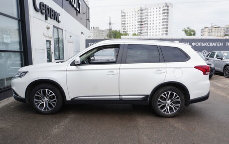 Mitsubishi Outlander III рестайлинг 3, 2018 год, 1 863 000 рублей, 8 фотография