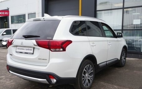 Mitsubishi Outlander III рестайлинг 3, 2018 год, 1 863 000 рублей, 5 фотография