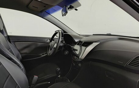 Hyundai Solaris II рестайлинг, 2013 год, 570 000 рублей, 13 фотография