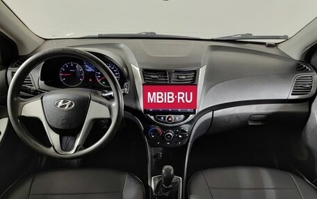 Hyundai Solaris II рестайлинг, 2013 год, 570 000 рублей, 17 фотография