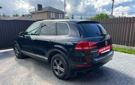 Volkswagen Touareg III, 2012 год, 2 090 000 рублей, 4 фотография