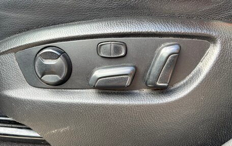 Volkswagen Touareg III, 2012 год, 2 090 000 рублей, 14 фотография