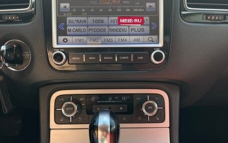 Volkswagen Touareg III, 2012 год, 2 090 000 рублей, 12 фотография