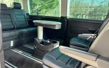 Volkswagen Multivan T6 рестайлинг, 2023 год, 6 270 000 рублей, 21 фотография