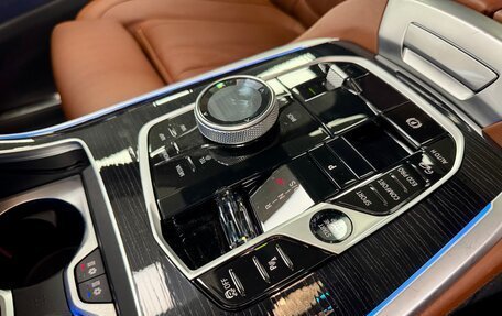 BMW X7, 2023 год, 13 299 000 рублей, 36 фотография