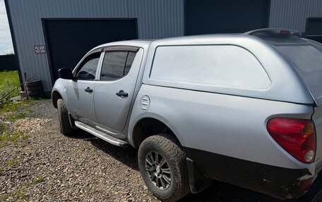 Mitsubishi L200 IV рестайлинг, 2013 год, 1 800 000 рублей, 2 фотография
