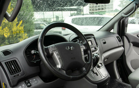Hyundai Grand Starex Grand Starex I рестайлинг 2, 2017 год, 2 488 000 рублей, 16 фотография