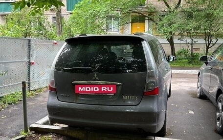 Mitsubishi Grandis, 2008 год, 650 000 рублей, 6 фотография