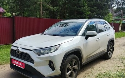 Toyota RAV4, 2021 год, 5 000 000 рублей, 1 фотография