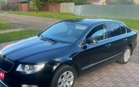 Skoda Superb III рестайлинг, 2010 год, 750 000 рублей, 1 фотография