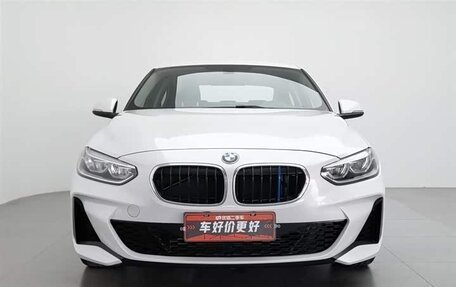 BMW 1 серия, 2022 год, 1 373 000 рублей, 3 фотография