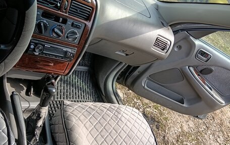 Toyota Avensis III рестайлинг, 1998 год, 125 000 рублей, 3 фотография