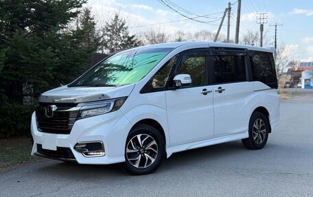 Honda Stepwgn IV, 2021 год, 1 970 000 рублей, 5 фотография