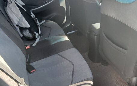 Hyundai Solaris II рестайлинг, 2011 год, 950 000 рублей, 12 фотография