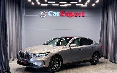 BMW 5 серия, 2024 год, 6 300 000 рублей, 2 фотография