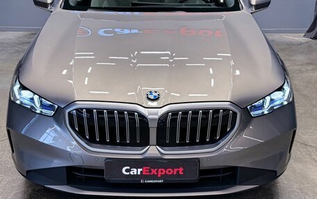 BMW 5 серия, 2024 год, 6 300 000 рублей, 33 фотография