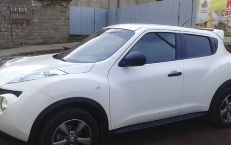 Nissan Juke II, 2012 год, 1 150 000 рублей, 2 фотография