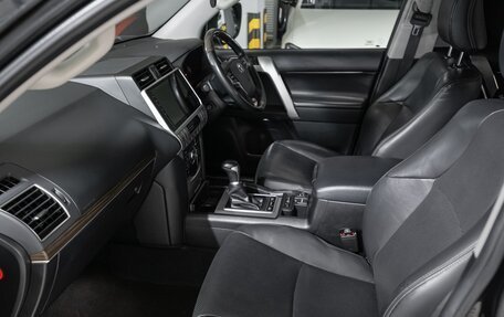 Toyota Land Cruiser Prado 150 рестайлинг 2, 2019 год, 5 050 000 рублей, 16 фотография