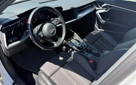 Audi A3, 2024 год, 1 994 940 рублей, 5 фотография
