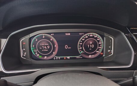 Volkswagen Passat B8 рестайлинг, 2019 год, 3 200 000 рублей, 22 фотография