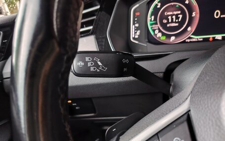 Volkswagen Passat B8 рестайлинг, 2019 год, 3 200 000 рублей, 17 фотография