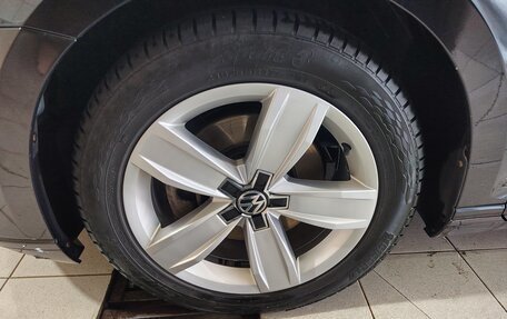 Volkswagen Passat B8 рестайлинг, 2019 год, 3 200 000 рублей, 32 фотография