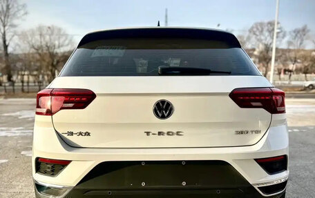 Volkswagen T-Roc I, 2021 год, 1 680 000 рублей, 5 фотография