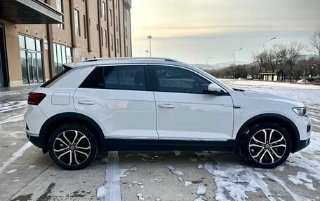 Volkswagen T-Roc I, 2021 год, 1 680 000 рублей, 7 фотография