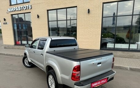 Toyota Hilux VII, 2012 год, 1 990 000 рублей, 4 фотография